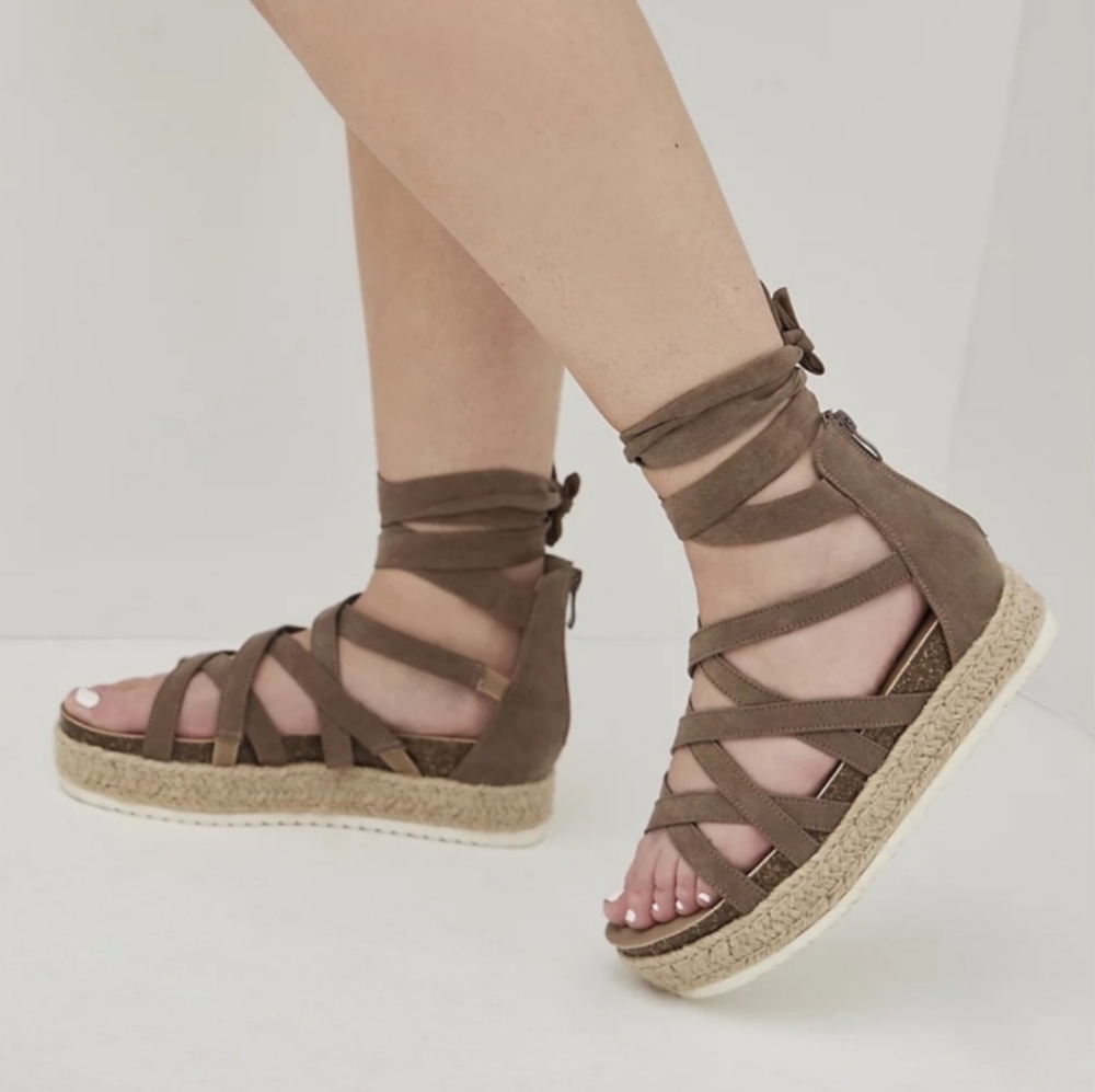 Torrid Sandals Brand New 9.5ww